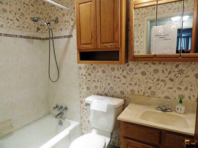 Full Bath.