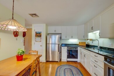 230 Place Ln, Woburn, MA 01801 - photo 4
