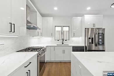 476 Lincoln Ave unit 1, Cliffside Park, NJ 07010 - photo 4