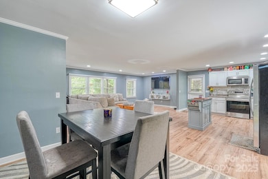 80 Morgan St, Marion, NC 28752 - photo 7