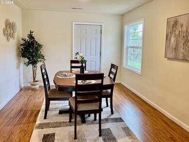 579 James St NE, Keizer, OR 97303 - photo 5