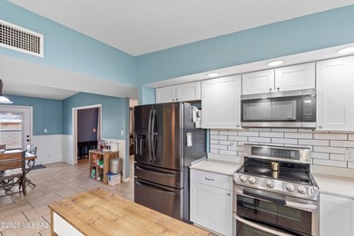 15-Kitchen