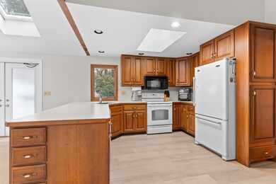 25 Dennis Cir, Northborough, MA 01532 - photo 7