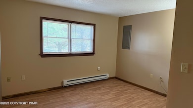 715 Country Place Dr, Tobyhanna, PA 18466 - photo 6