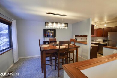 Dining Room (4)