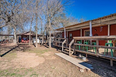 3200 Crook Ct, Granbury, TX 76049 - photo 2