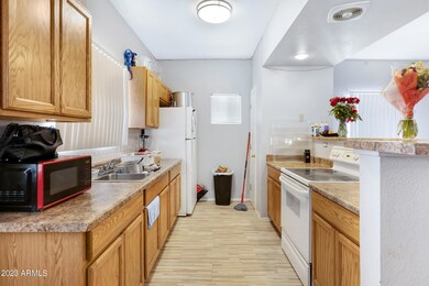 1409 E Apollo Rd-9