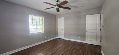 5006 Droddy St, Houston, TX 77091 - photo 6