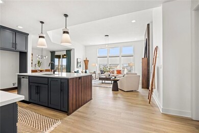 16204 S Twilight Ln, Olathe, KS 66062 - photo 5