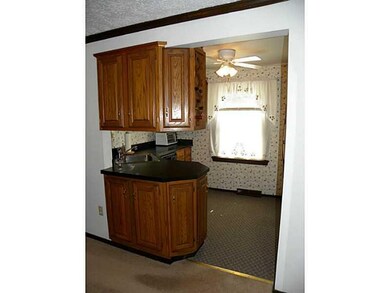 Kitchen. Pass through from the kitchen to the dini