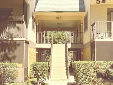 677 Trace Cir unit 203, Deerfield Beach, FL 33441 - photo 2