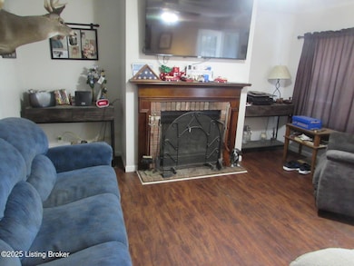 174 W Joyce Ln, Brooks, KY 40109 - photo 3