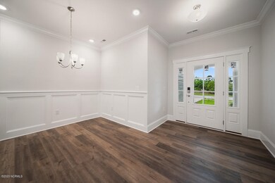 Entry Way/Dining Area
