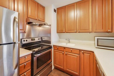 4343 N Clarendon Ave unit 1315, Chicago, IL 60613 - photo 7