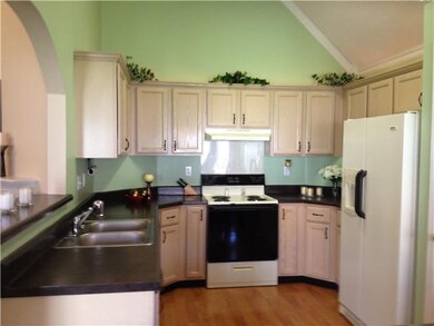 open and airy kitchen