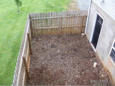 Fenced Dog Run/Play Area