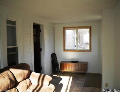 SUN PORCH