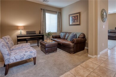 Nice sitting area or office, just off the foyer.