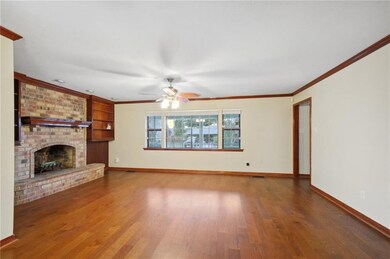living toom with fireplace