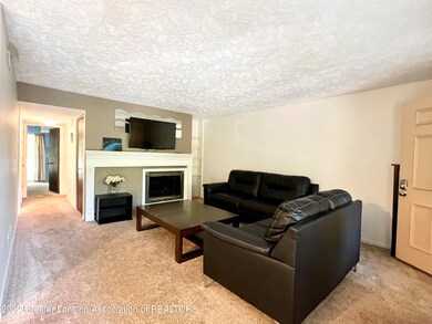 05 Living room