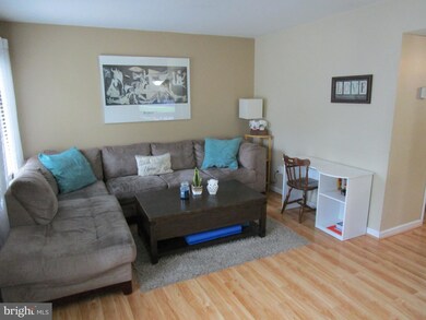 1657 Fendall Ct, Crofton, MD 21114 - photo 2