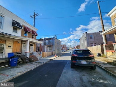 2432 E Hoffman St, Baltimore, MD 21213 - photo 5