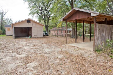 383 Booker Street, Crestview