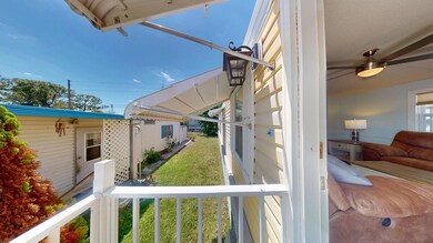 10728 Poplar St NE unit 72, Saint Petersburg, FL 33716 - photo 6