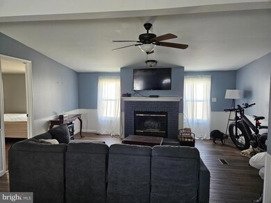 221 Adams Ave, Williamstown, NJ 08094 - photo 4