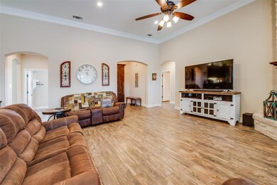 121 Cynthia Ann Parker Ln, Weatherford, TX 76087 - photo 6