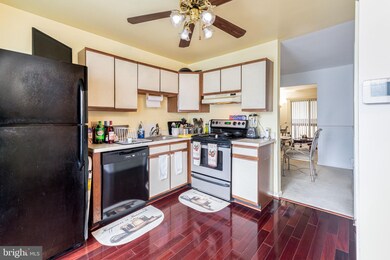 1544 Karen Blvd, District Heights, MD 20747 - photo 5