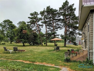 10393 Farmer Mark Rd, Mark Center, OH 43536 - photo 7