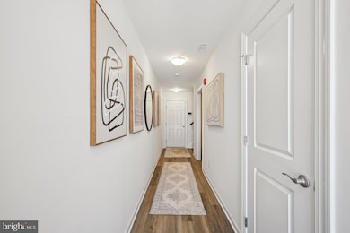 1883 Arbor Place Dr unit 28E, Norristown, PA 19401 - photo 3