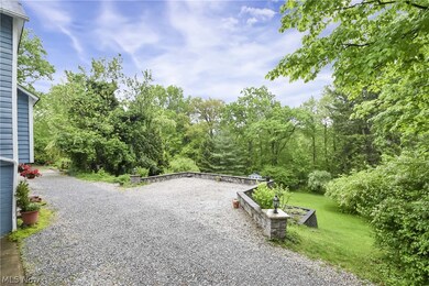 7659 River Rd, Olmsted Falls, OH 44138 - photo 3