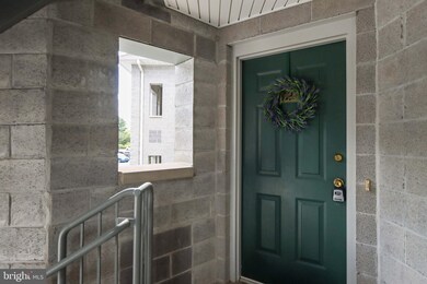 4472 Woodsman Dr unit 821, Hampstead, MD 21074 - photo 2