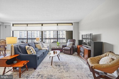 Skyline Plaza unit 1502S, Falls Church, VA 22041 - photo 5