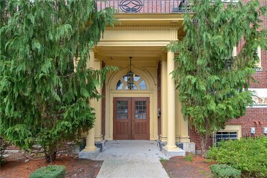 265 Sayles Ave unit 11, Pascoag, RI 02859 - photo 3