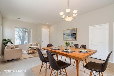 13-web-or-mls-Topanga Dr-11 virtually st