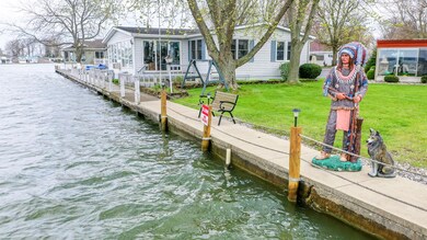 285 N Orchard Island Dr Holiday Shores 9