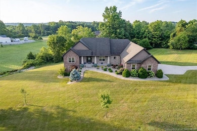 5237 Shadow Lake Dr, Floyds Knobs, IN 47119 - photo 3