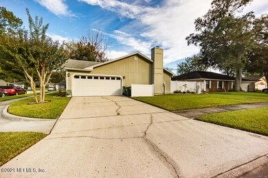 7840 Bridgeview Place, Jacksonville, FL 32216 - photo 4