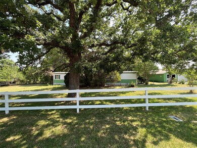 7735 Schantile Dr, Azle, TX 76020 - photo 7