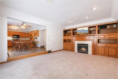 3406 Leslie Ln, Eau Claire, WI 54703 - photo 4