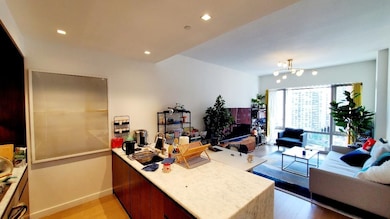 75 Park Ln S unit 1208, Jersey City, NJ 07310 - photo 4