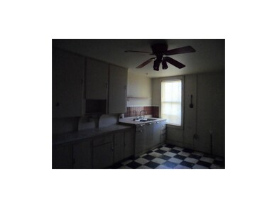 Big eat in kitchen.