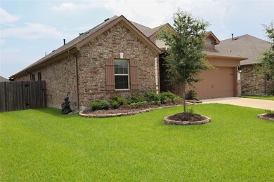 2721 Westland Ln, Pearland, TX 77581 - photo 3