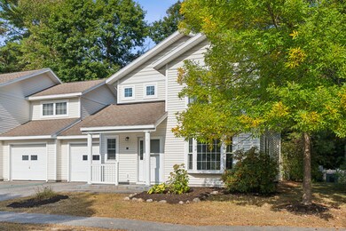 10 Starflower Ln unit 10, Brunswick, ME 04011 - photo 2