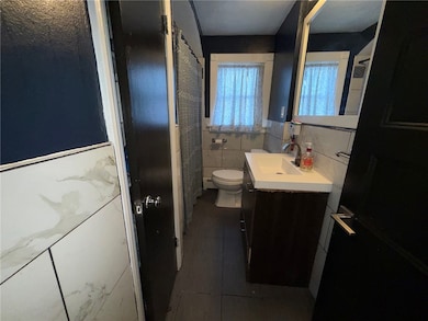 35 Welfare Ave, Warwick, RI 02888 - photo 6