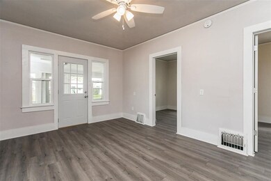 1057 H Ave NW, Cedar Rapids, IA 52405 - photo 6