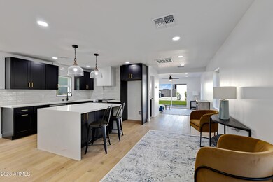 934 S Maple Ave-5